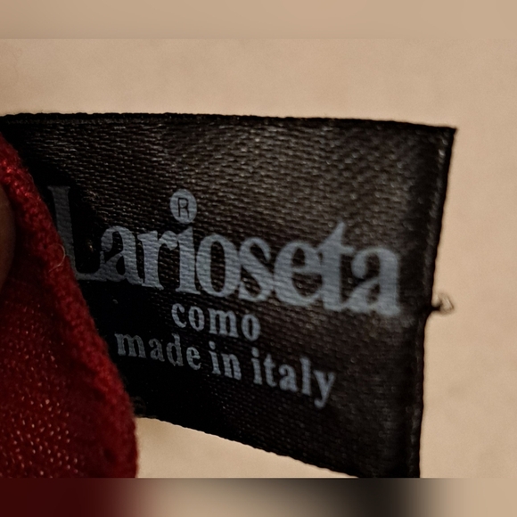 Vintage Larioseta Vibrant Red Viscose Blend Soft Casual Scarf Wrap w/ Fringe - Picture 7 of 8